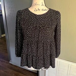 Monteau Black & White Polka Dot Stretchy 3/4 Sleeve Peplum Style Blouse